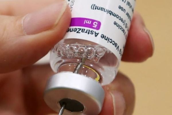Unión Europea aprueba tercera dosis de la vacuna de Astrazeneca contra Covid-19