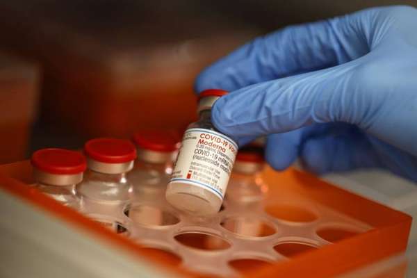 Moderna demanda a Pfizer y BioNTech por patente de vacuna contra el COVID