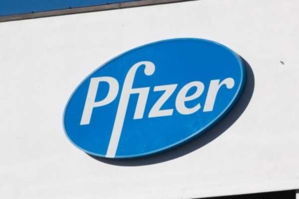Pfizer prevé ventas débiles de productos contra el Covid-19 en 2023