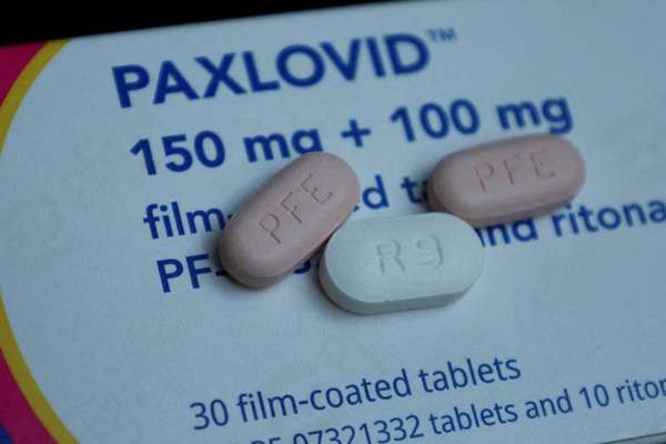 Asesores de FDA aprueban pastilla de Pfizer contra el covid