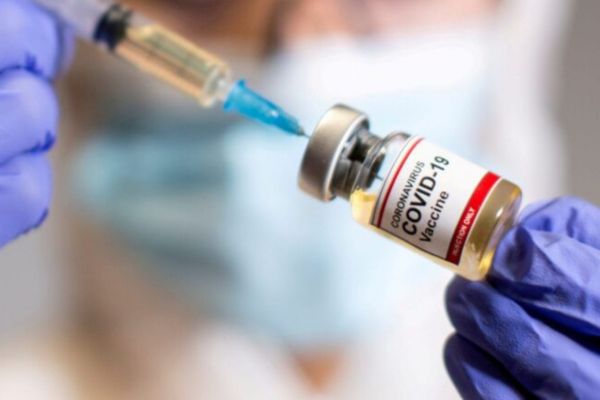 Pronto podrías comprar vacunas de Pfizer o Moderna contra el Covid-19 en México